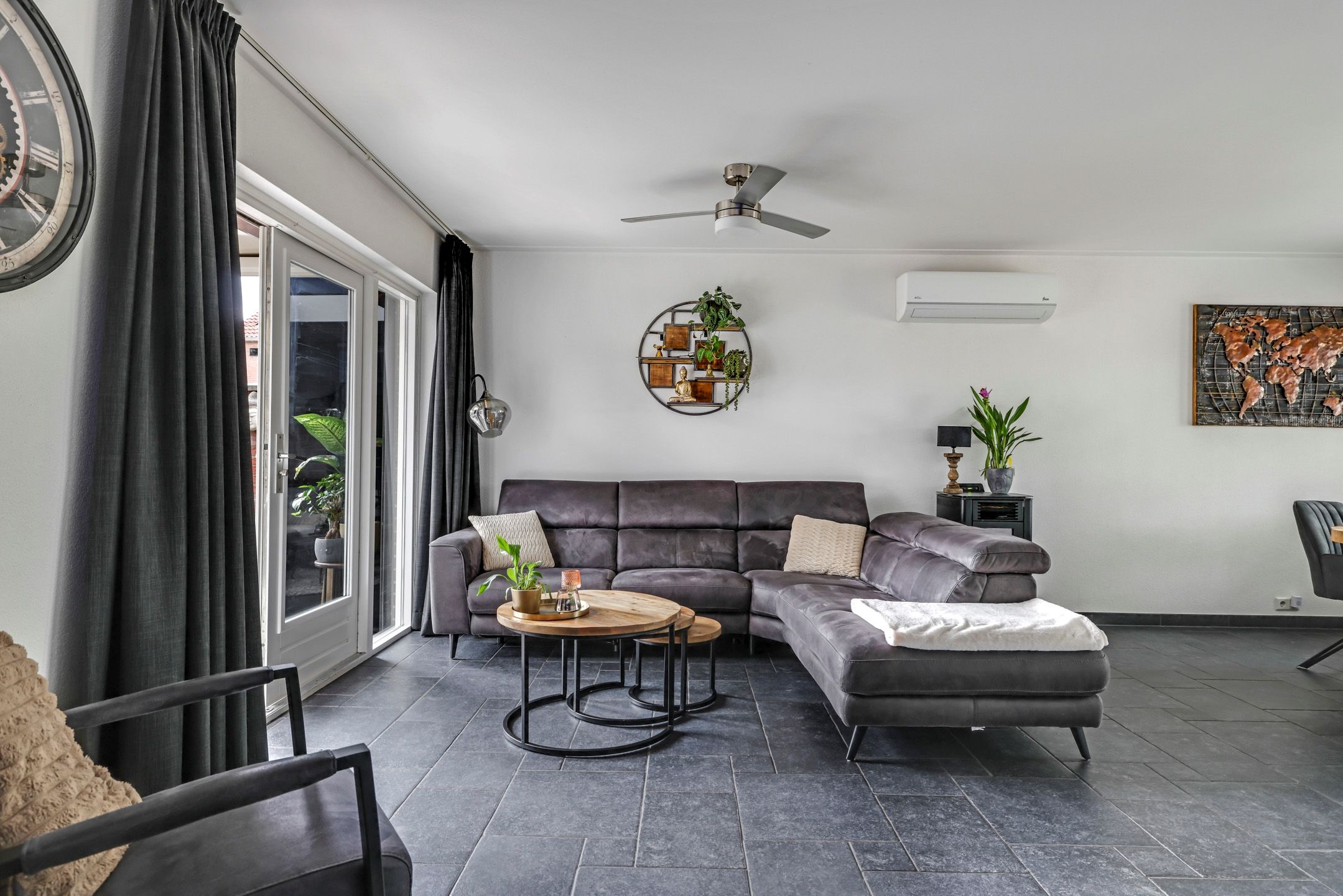 Photo 15 of Ornament 2