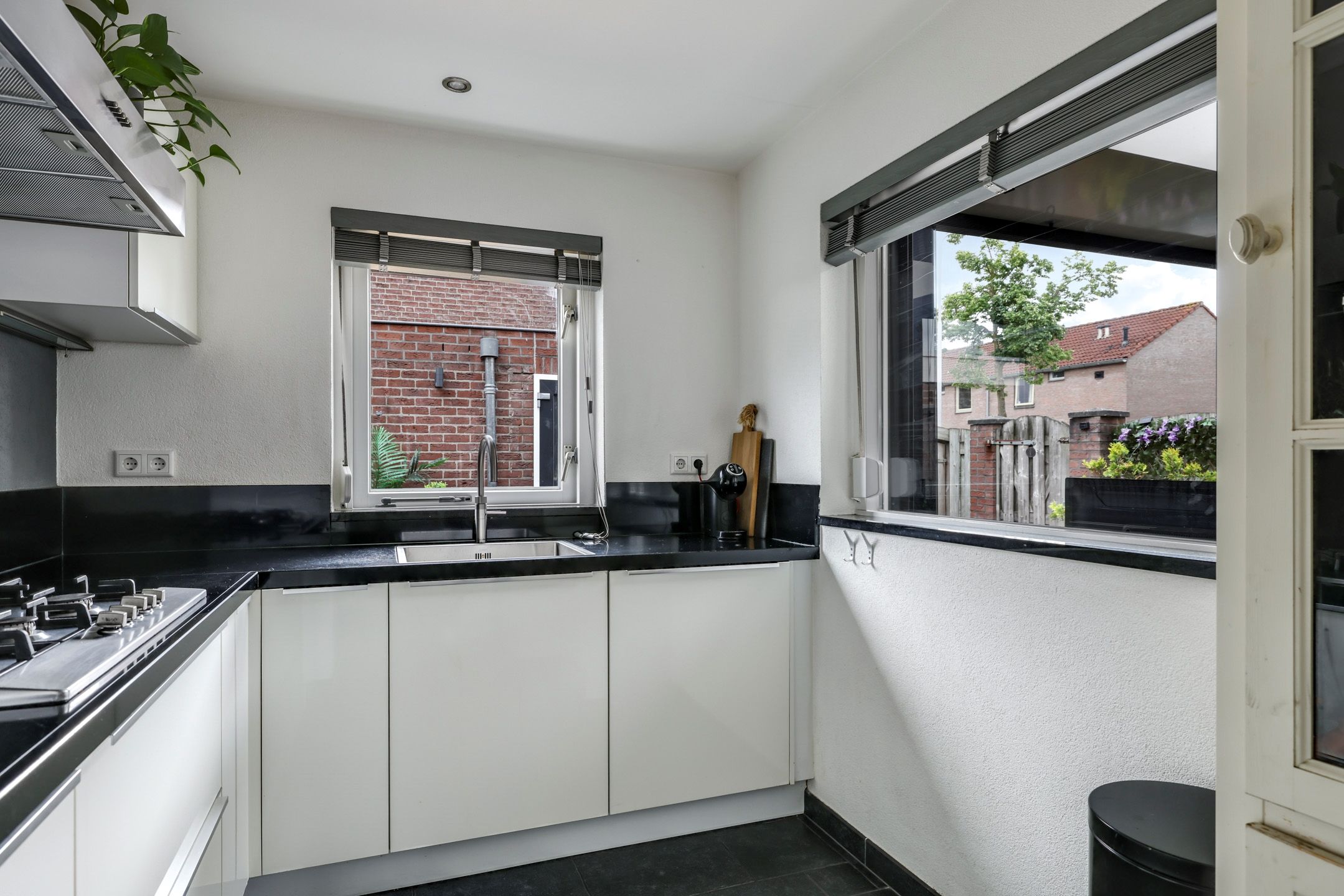 Photo 24 of Ornament 2