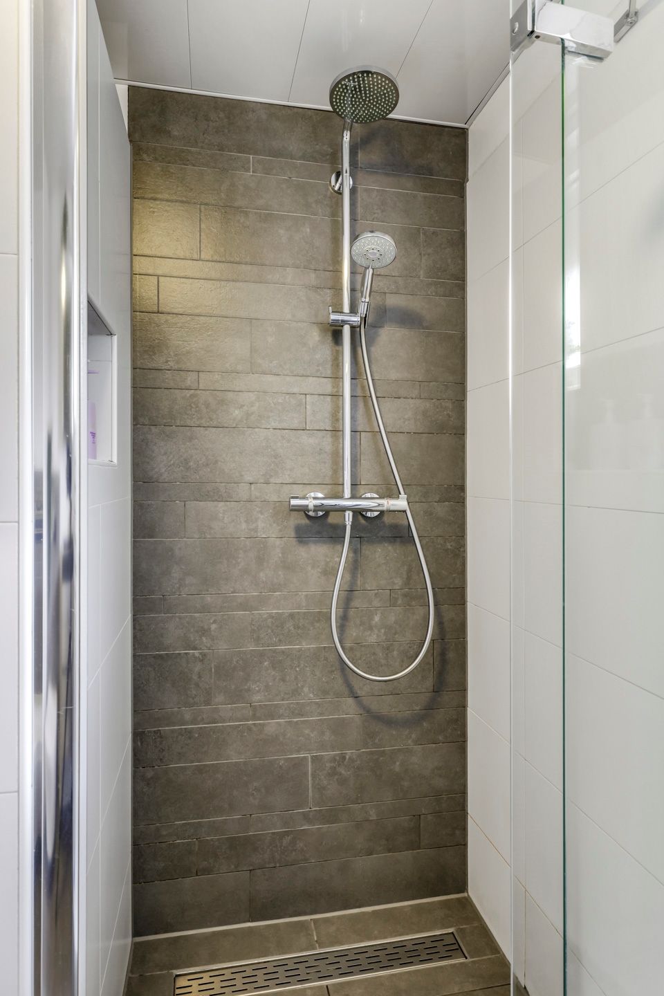 Photo 40 of Ornament 2