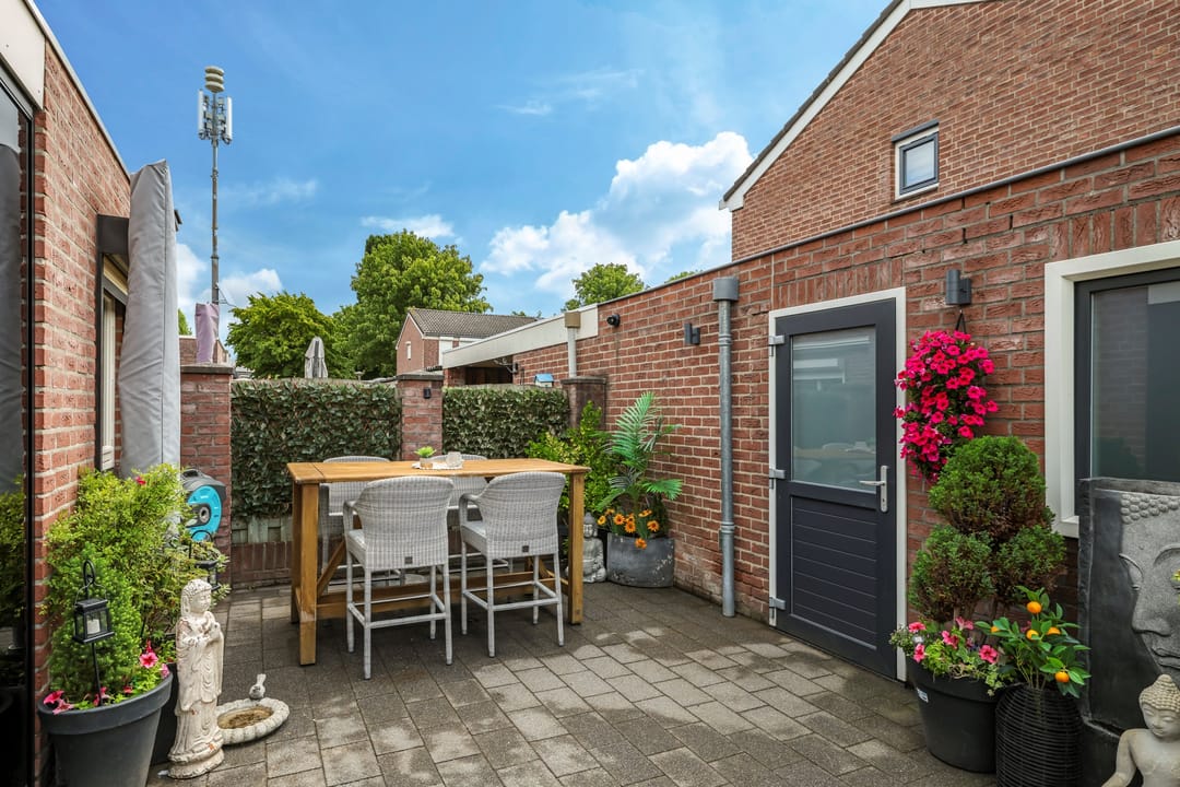 Photo 43 of Ornament 2