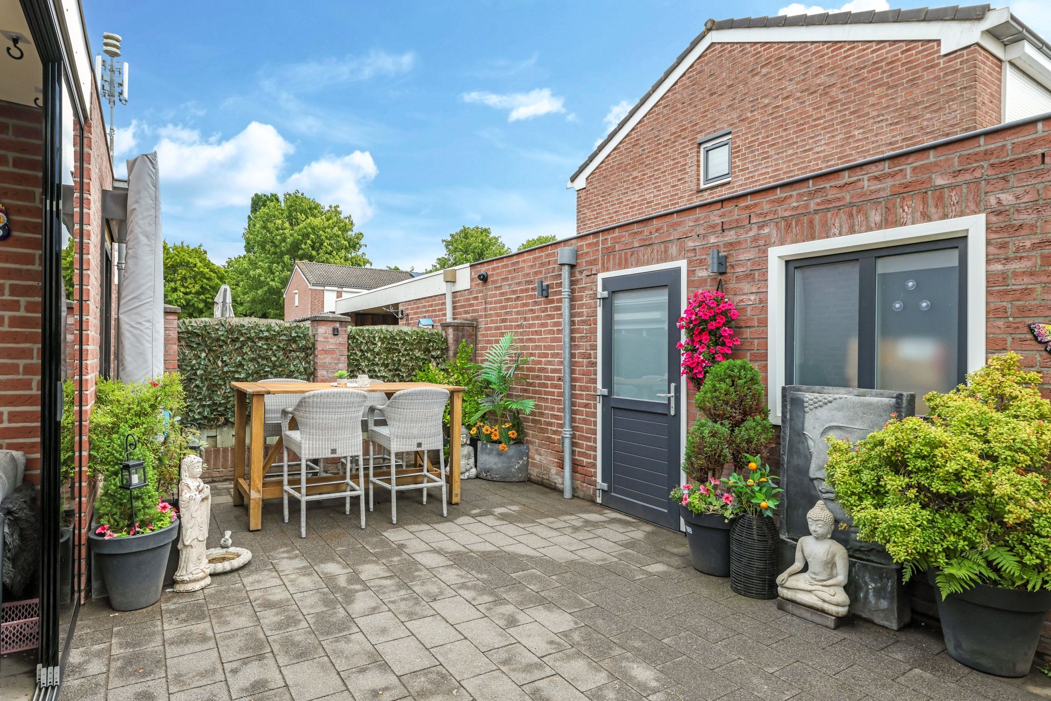 Photo 51 of Ornament 2