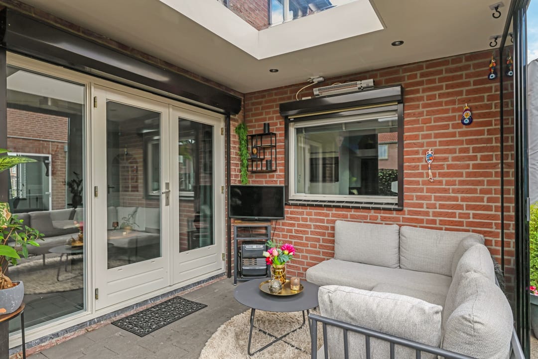 Photo 52 of Ornament 2