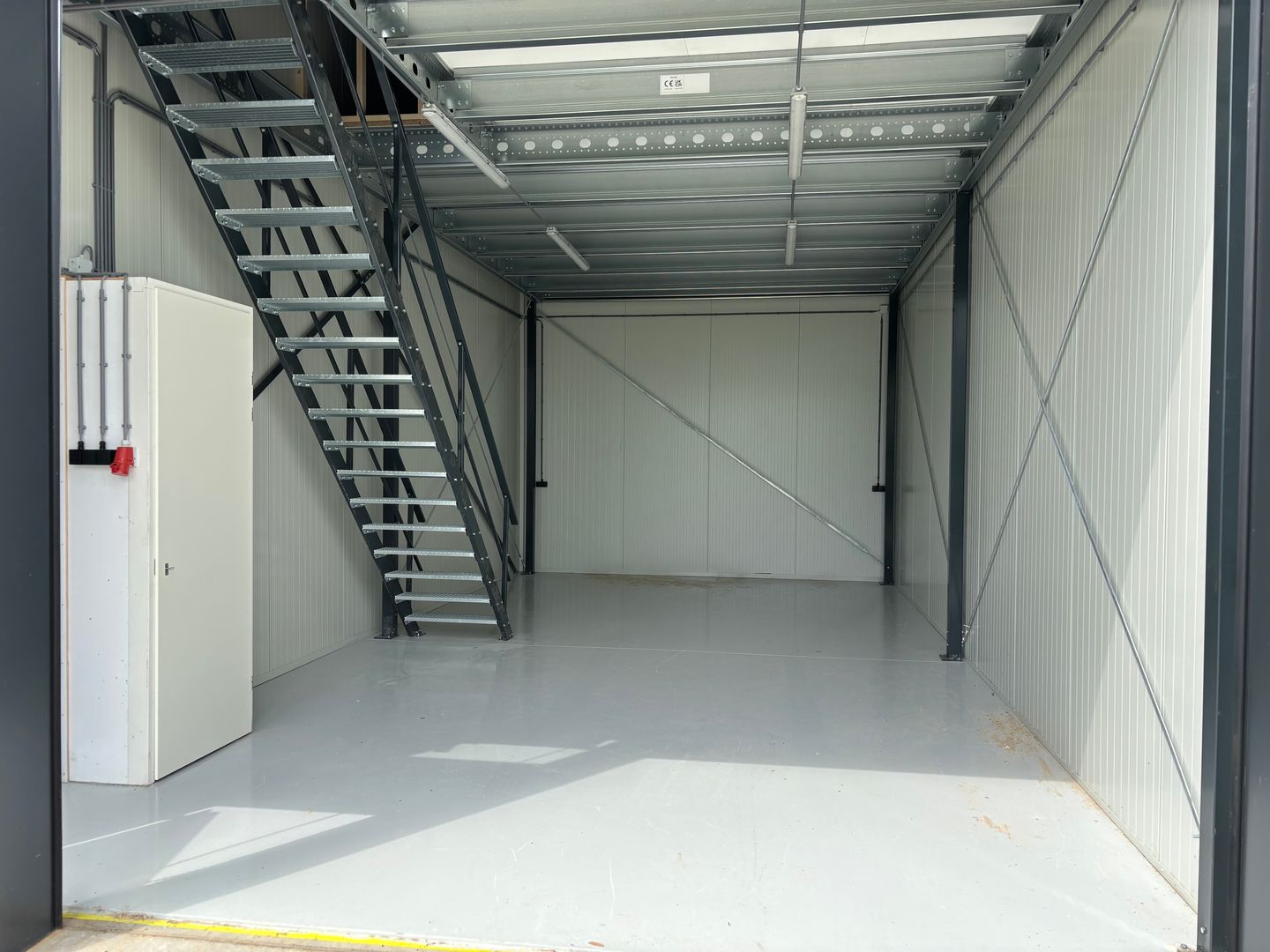 View photo 2 of Hinmanweg 3-BE59