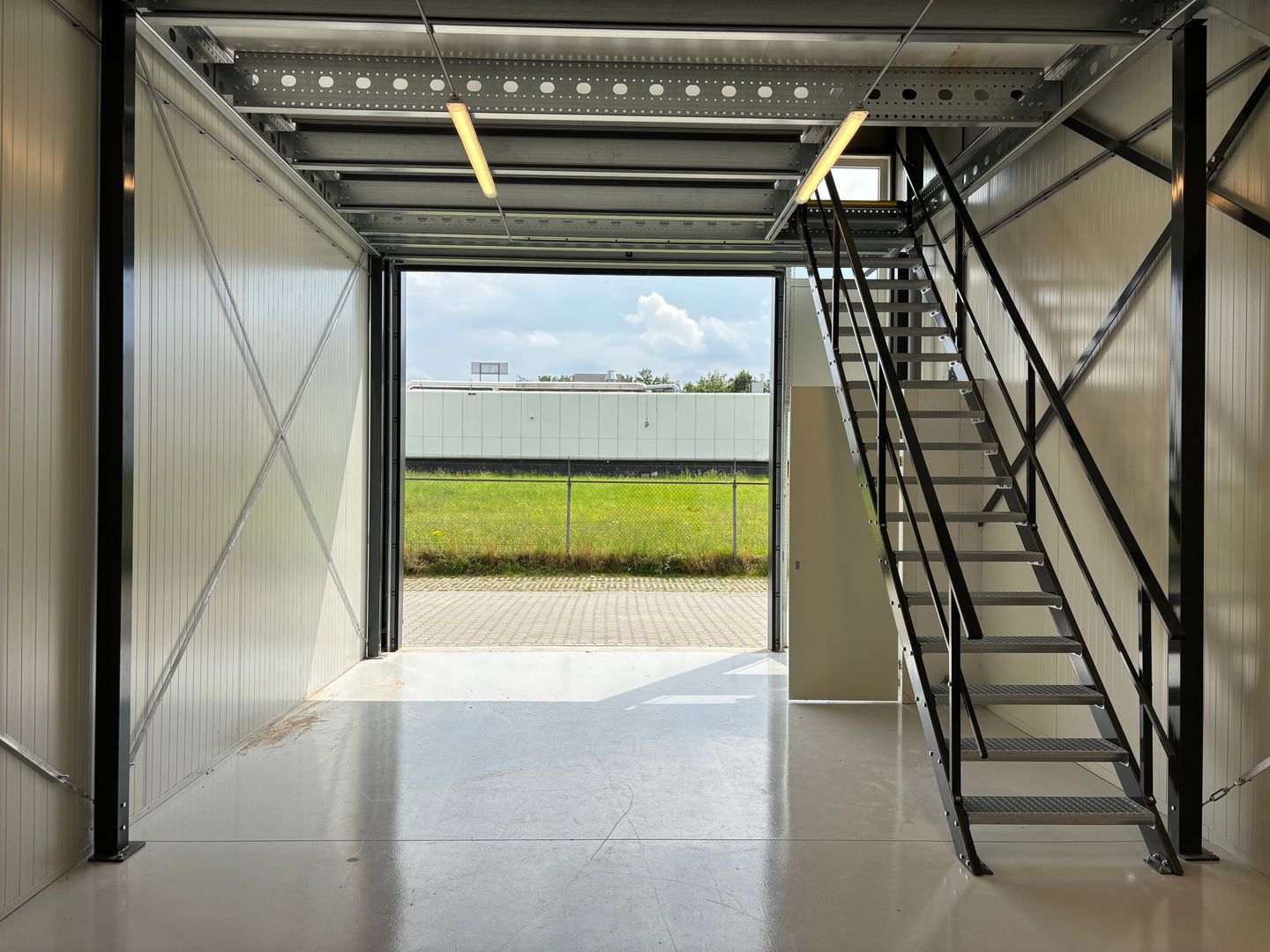 View photo 3 of Hinmanweg 3-BE59