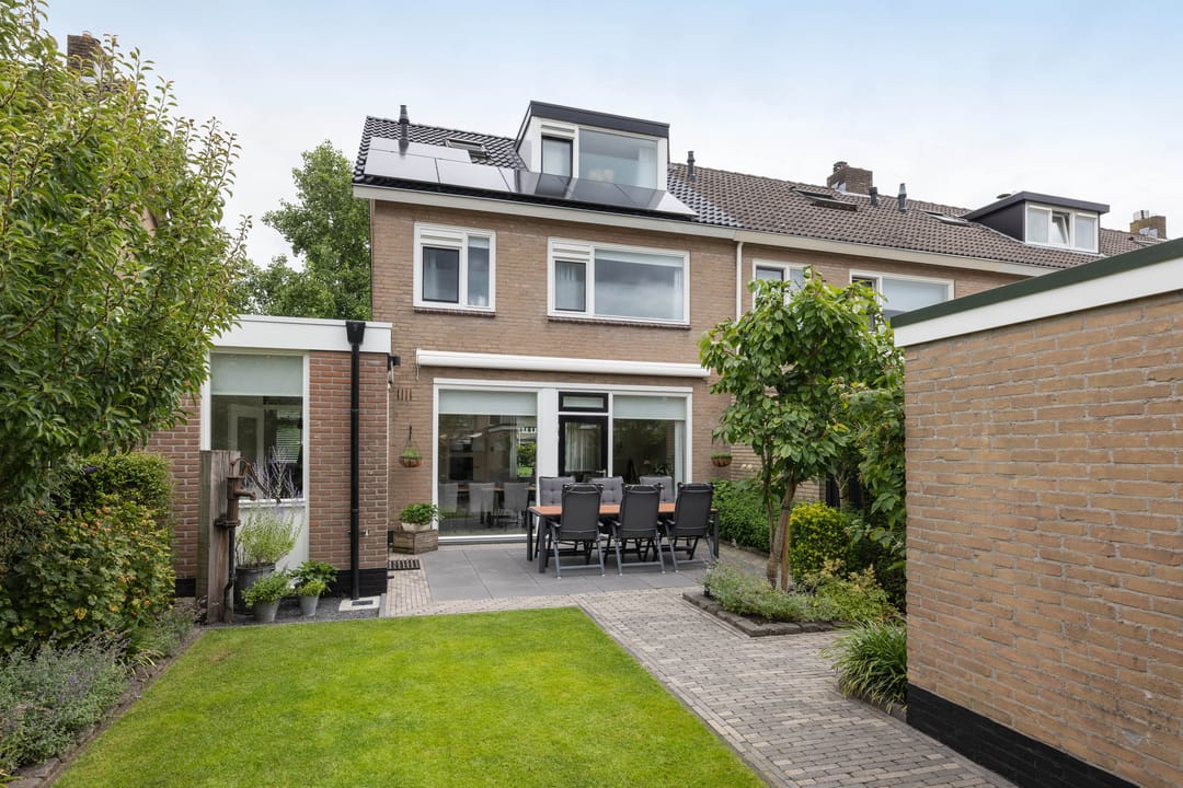 Foto 2 van Aart van der Leeuwstraat 15