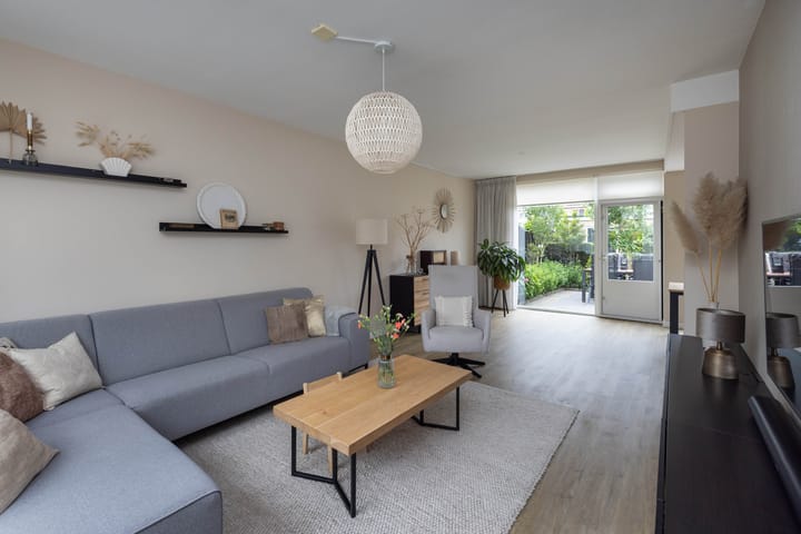 Foto 8 van Aart van der Leeuwstraat 15