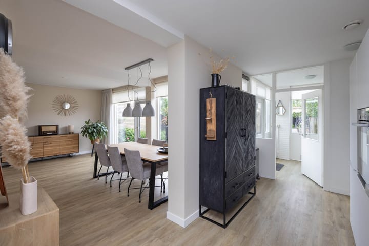 Foto 11 van Aart van der Leeuwstraat 15