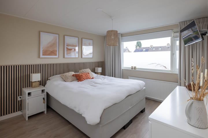 Foto 21 van Aart van der Leeuwstraat 15