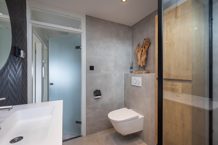 Foto 24 van Aart van der Leeuwstraat 15