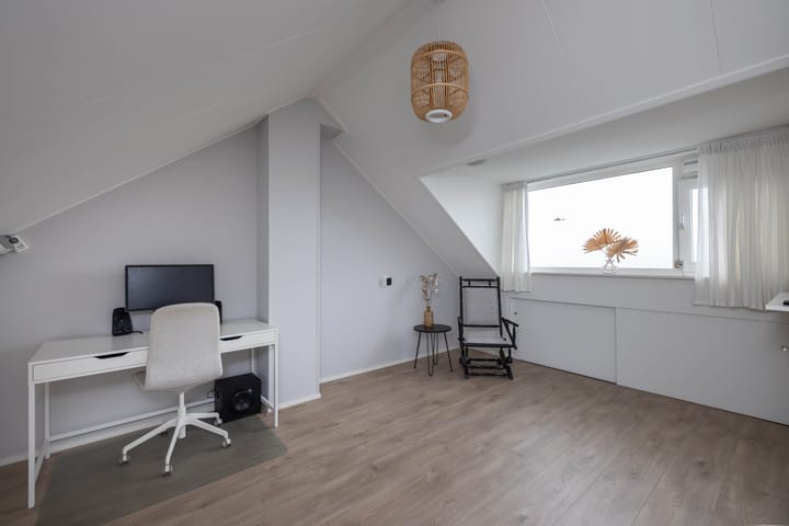 Foto 26 van Aart van der Leeuwstraat 15