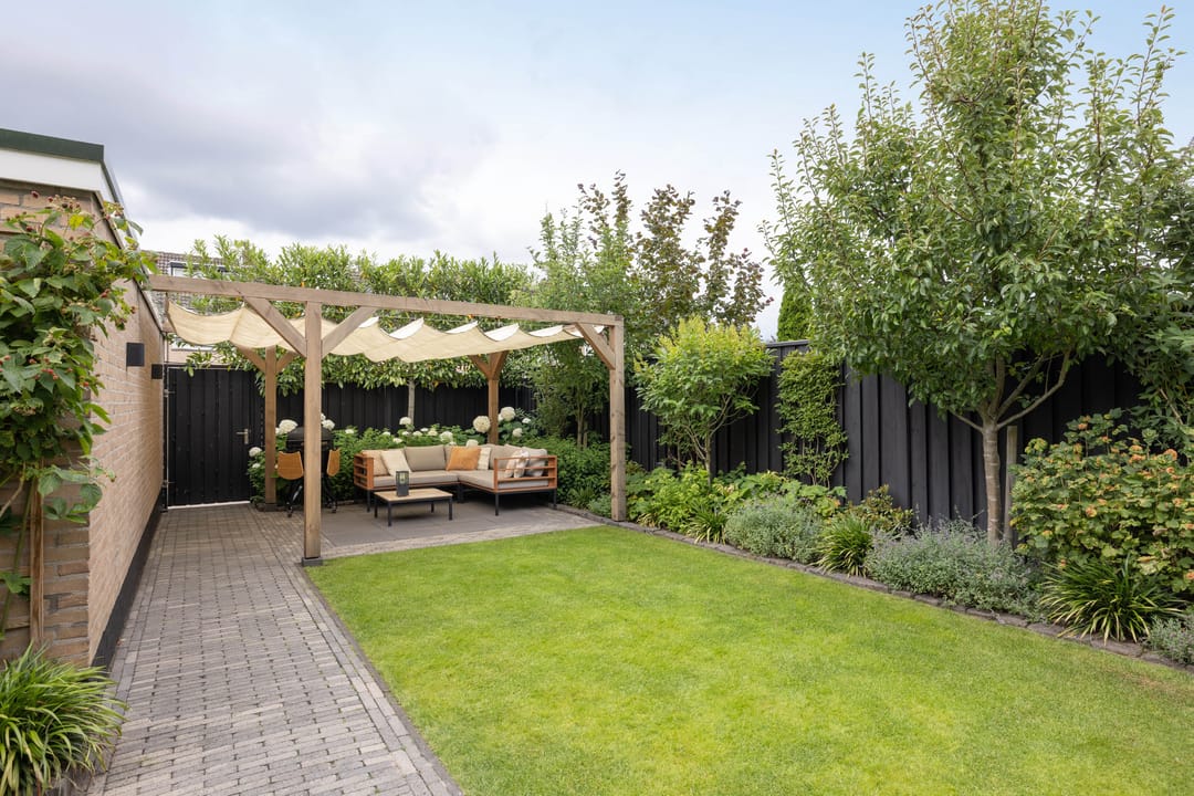 Foto 31 van Aart van der Leeuwstraat 15