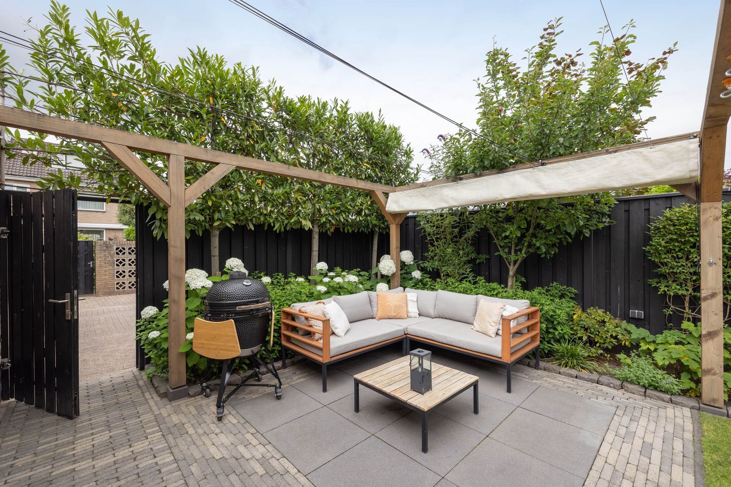 Foto 34 van Aart van der Leeuwstraat 15