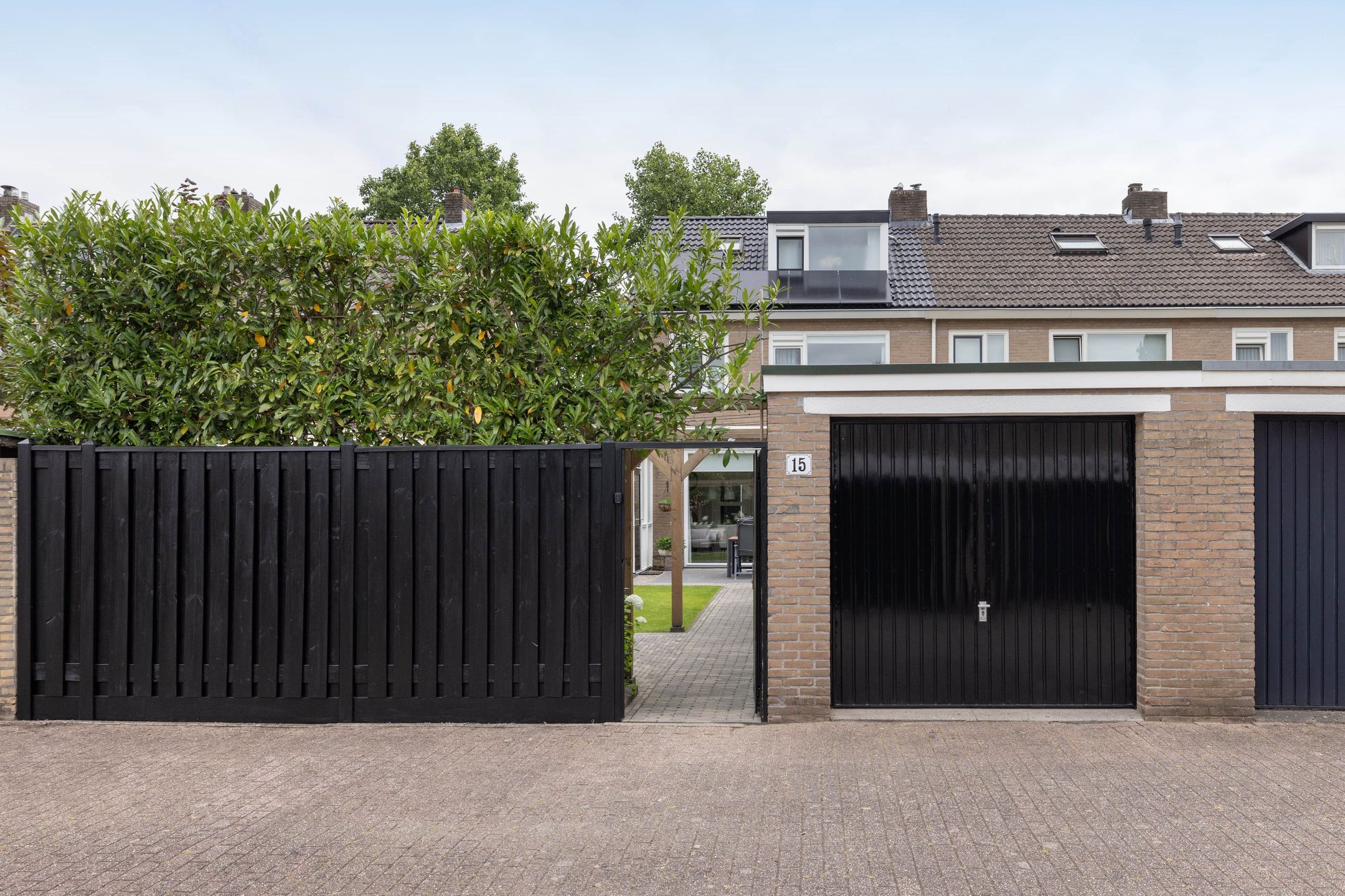 Foto 36 van Aart van der Leeuwstraat 15