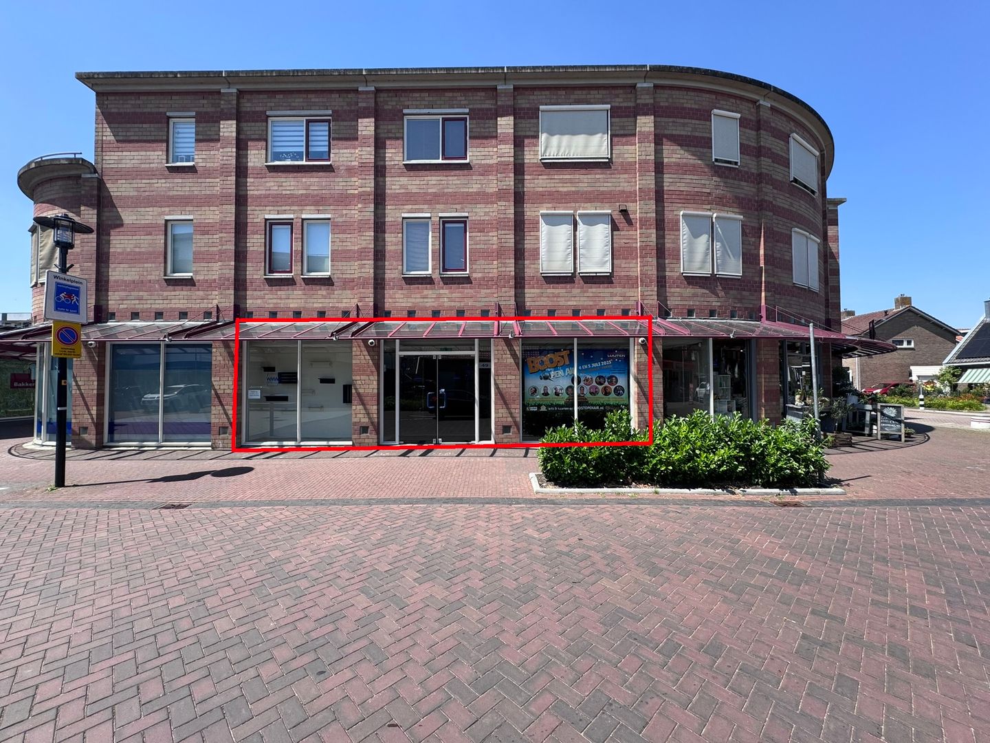 Bekijk foto 1 van Raadhuisplein 49
