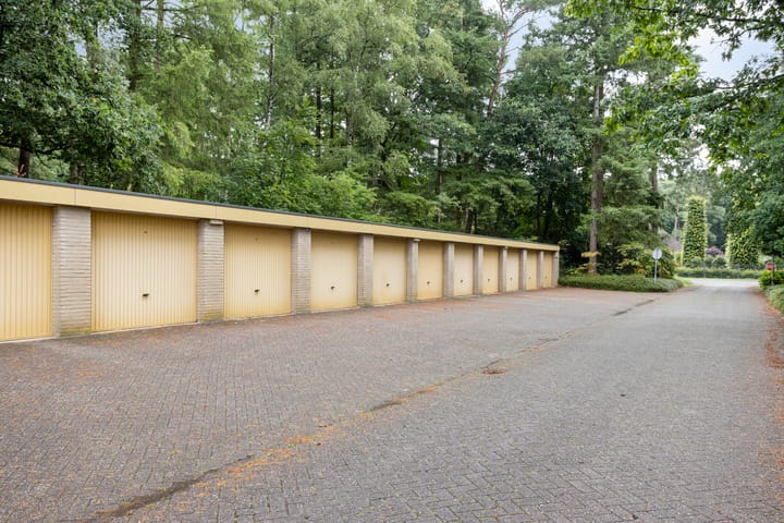 Foto 32 van Eper Veste 5