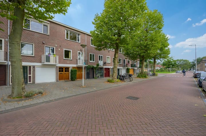 Foto 31 van Burgemeester Eliasstraat 61