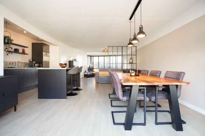 Foto 3 van Willem Alexanderhof 9