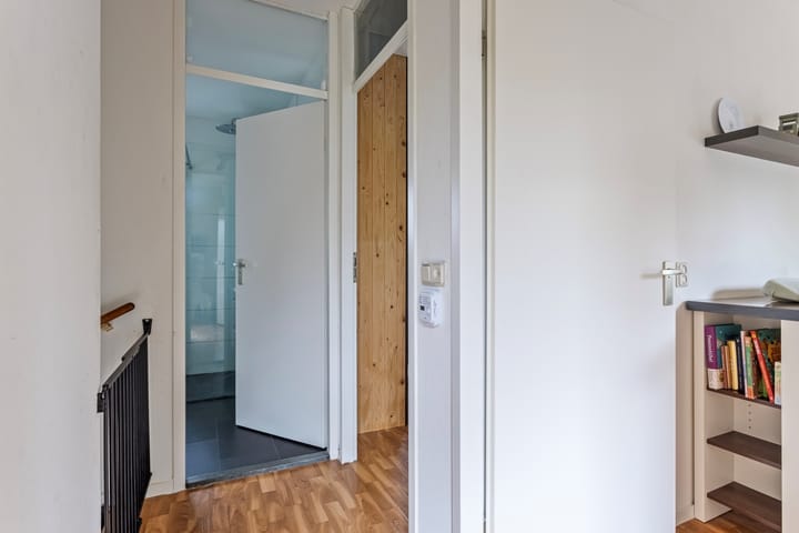 Foto 12 van Vlierbesplein 19