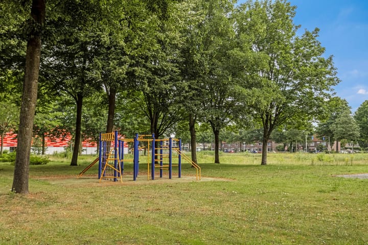 Foto 23 van Vlierbesplein 19