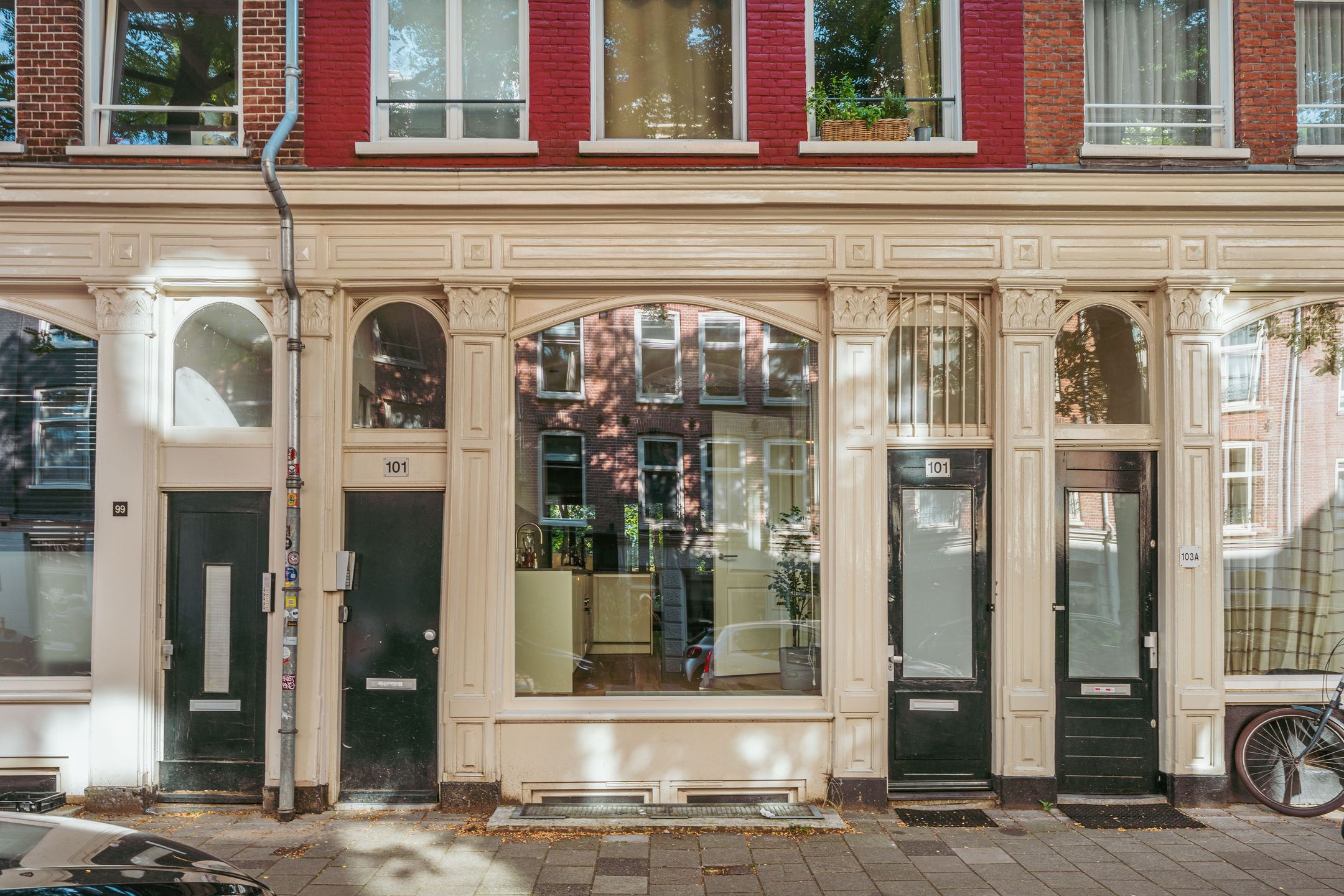 Photo 30 of Da Costastraat 101-H