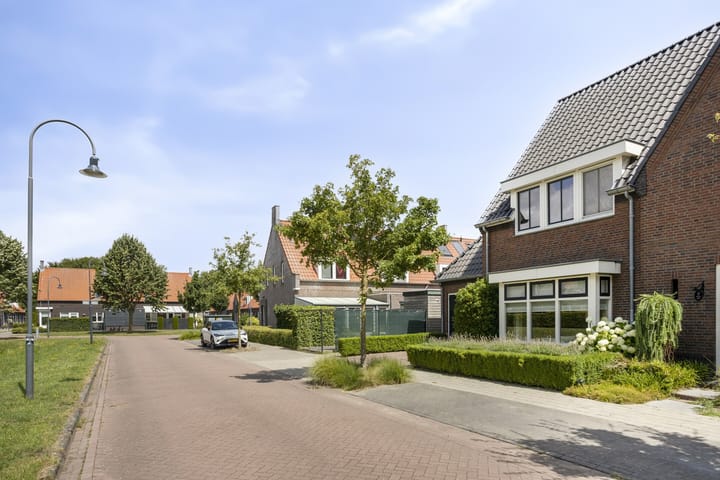 Photo 7 of Maatschappijstraat 31