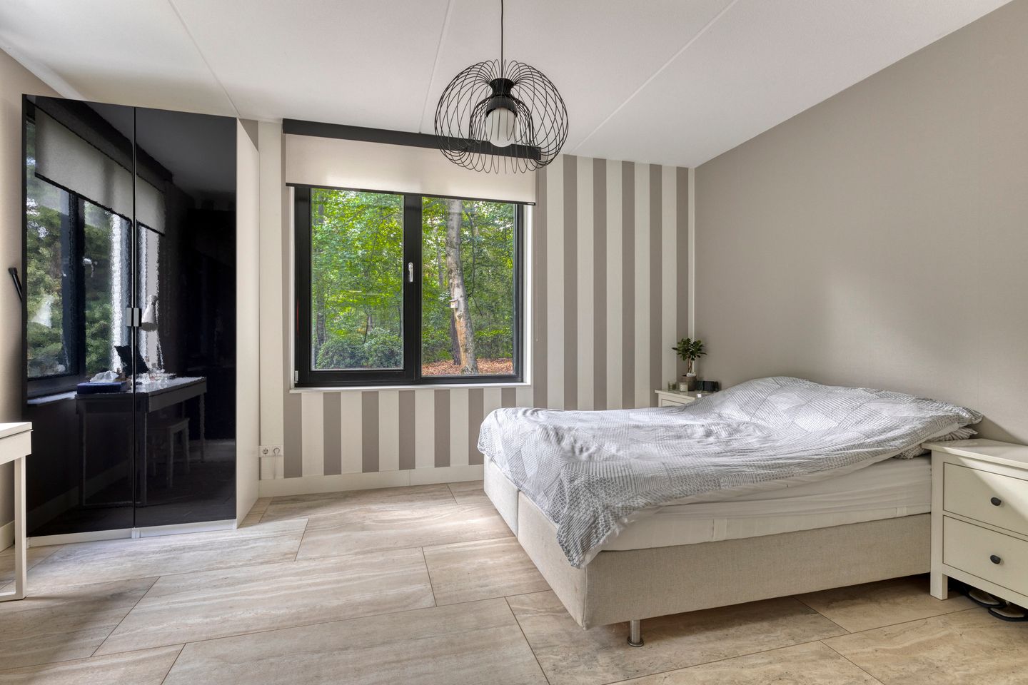 Foto 34 van Almenseweg 6