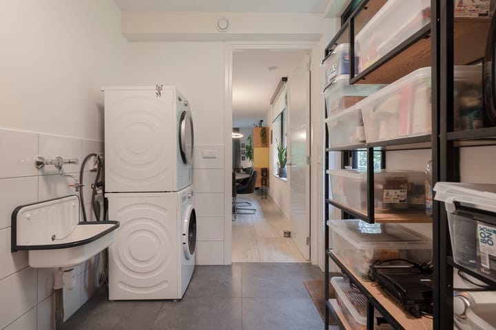 Photo 39 of Almenseweg 6