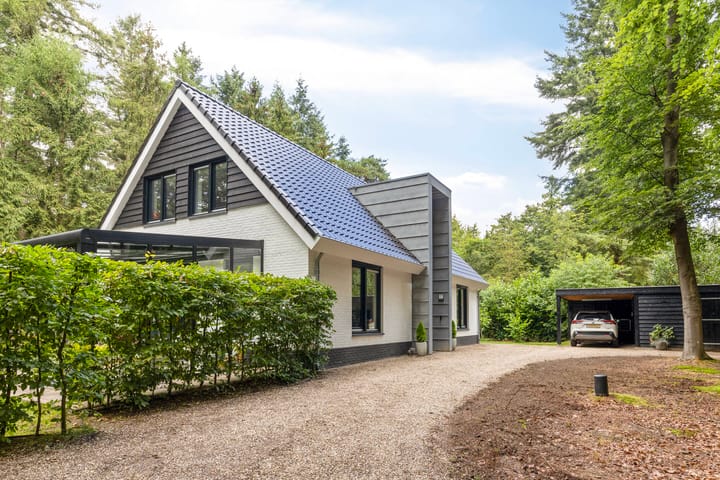 Photo 63 of Almenseweg 6