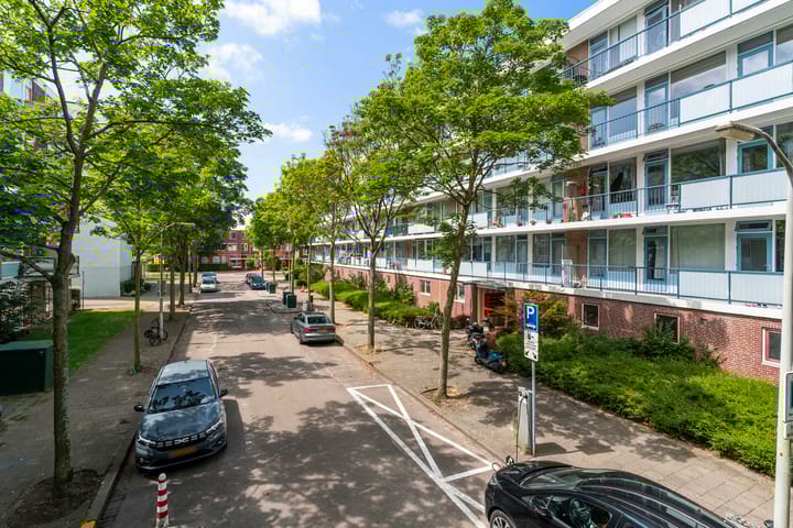 Foto 23 van Uitgeeststraat 189