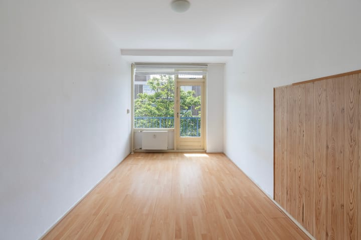 Foto 11 van Uitgeeststraat 189