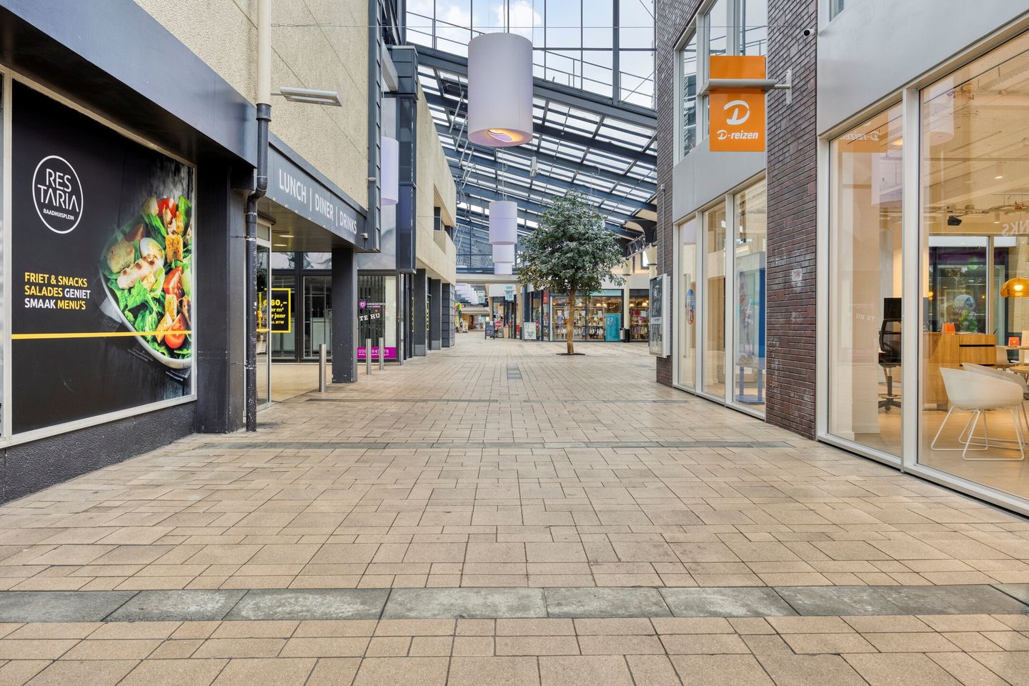 Bekijk foto 3 van Monetpassage 2