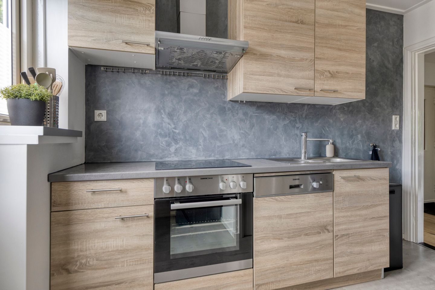 Photo 10 of Schieringerweg 71-B