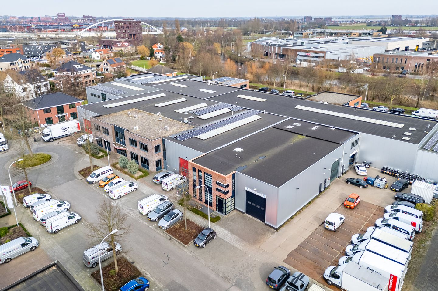View photo 2 of Koperslager 9