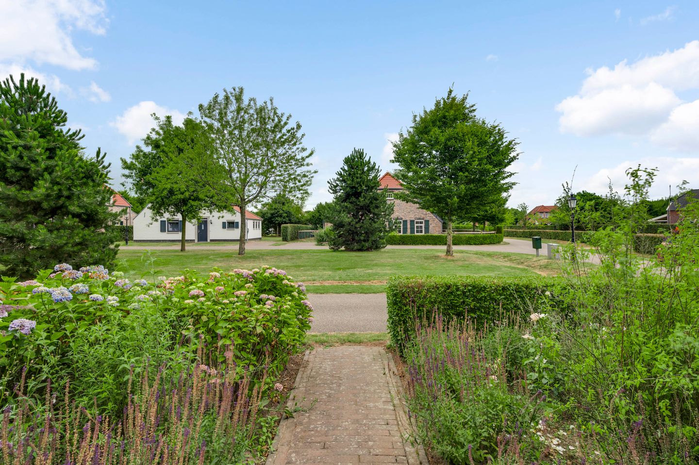 Photo 4 of Buitenhof de Leistert 163