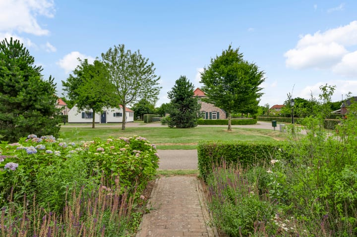 Photo 4 of Buitenhof de Leistert 163