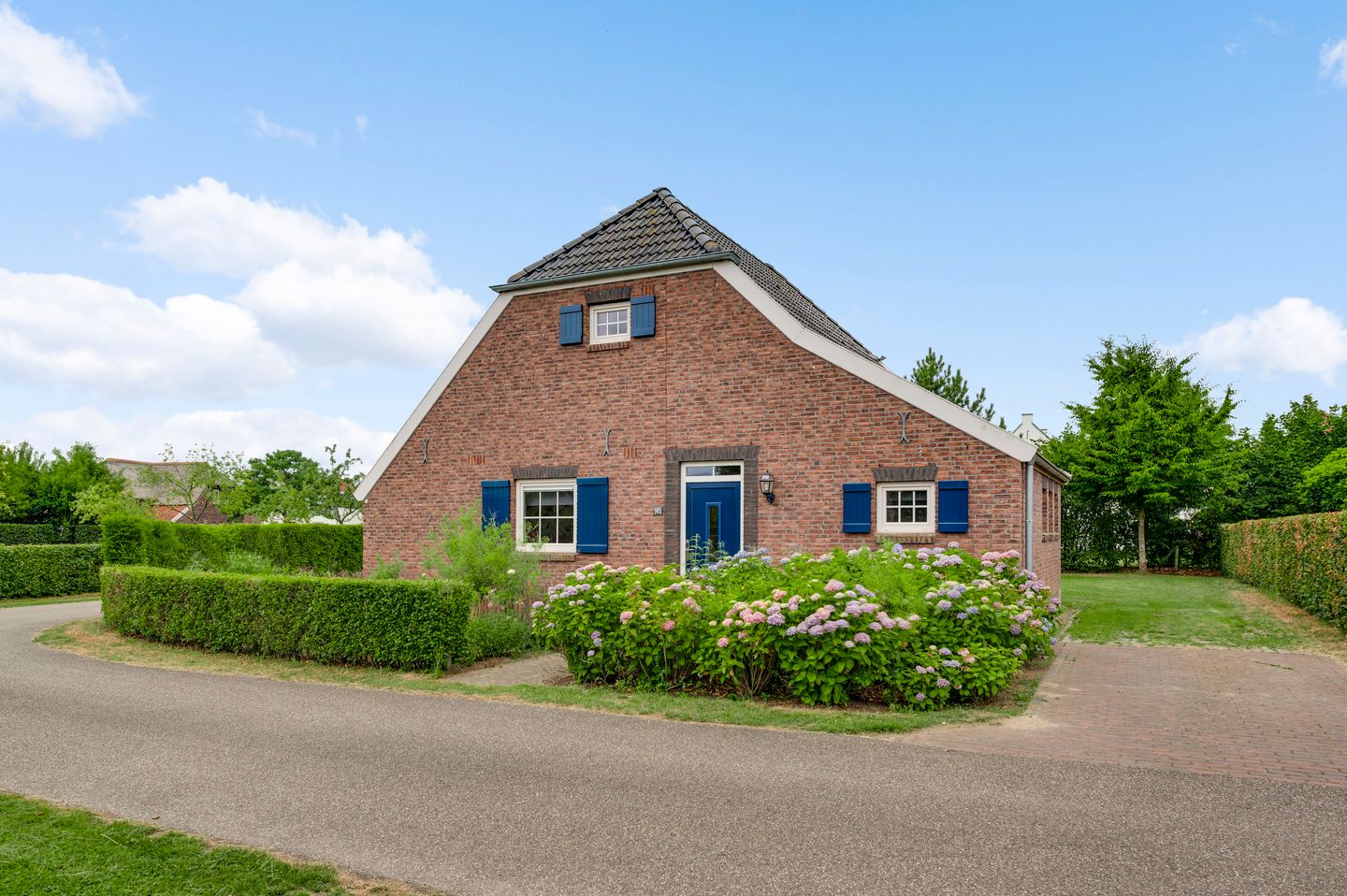 Photo 1 of Buitenhof de Leistert 163