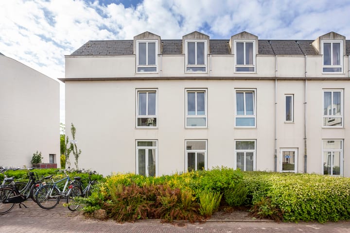 Foto 25 van Kasteelplein 12