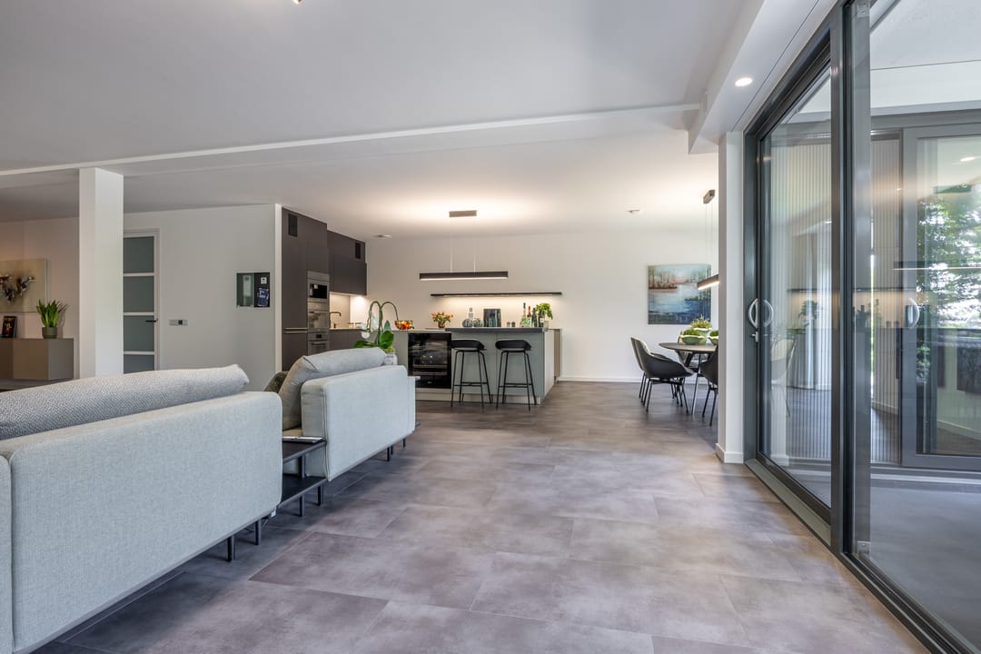 Photo 7 of Kennemerstraatweg 143-B