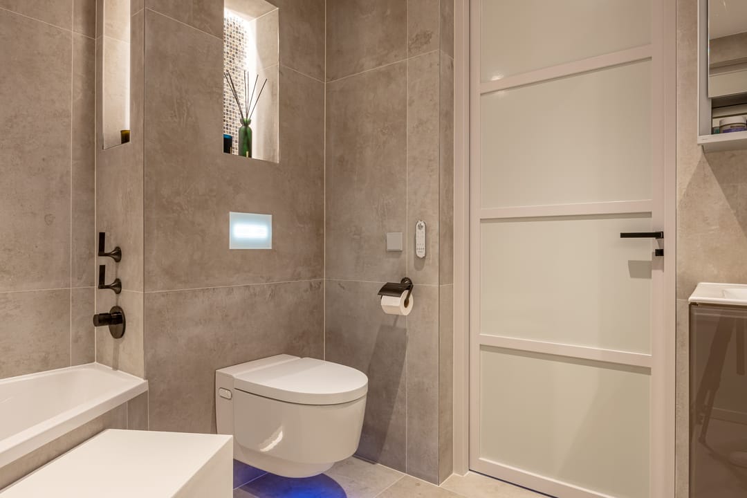 Photo 32 of Kennemerstraatweg 143-B