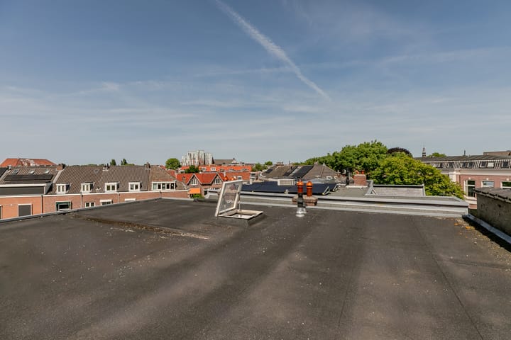 Photo 34 of Koninginneweg 44-RD