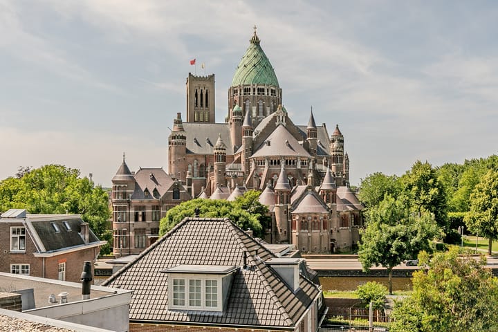 Photo 35 of Koninginneweg 44-RD