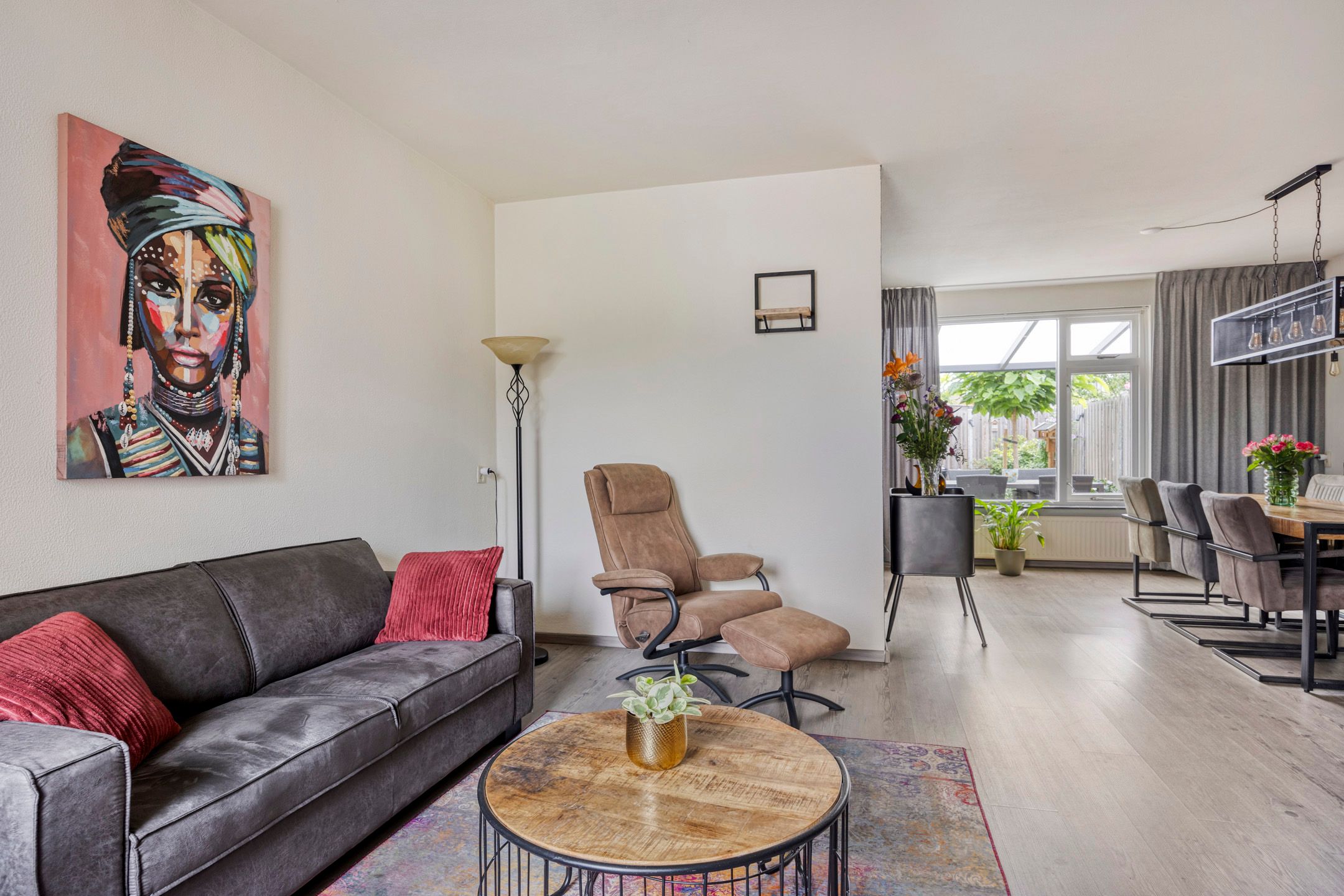 Foto 6 van Monarchstraat 25