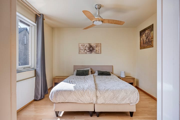 Foto 17 van Monarchstraat 25