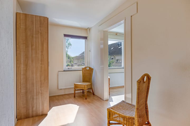 Foto 19 van Monarchstraat 25