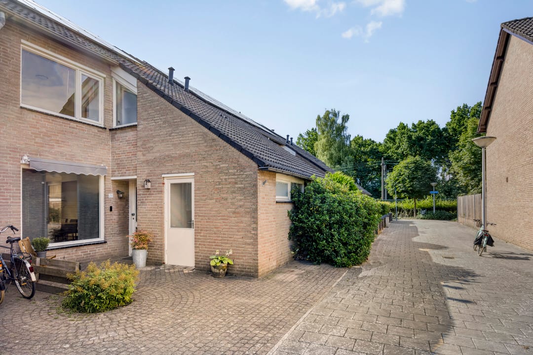 Foto 32 van Monarchstraat 25