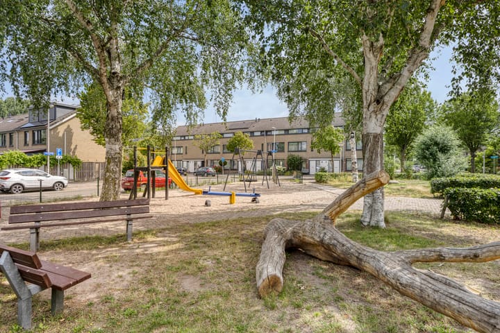 Foto 33 van Monarchstraat 25