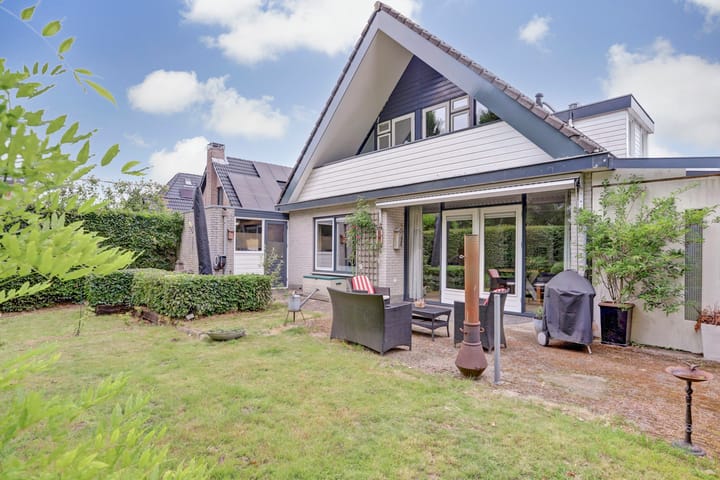 Foto 5 van Rigolettostraat 16