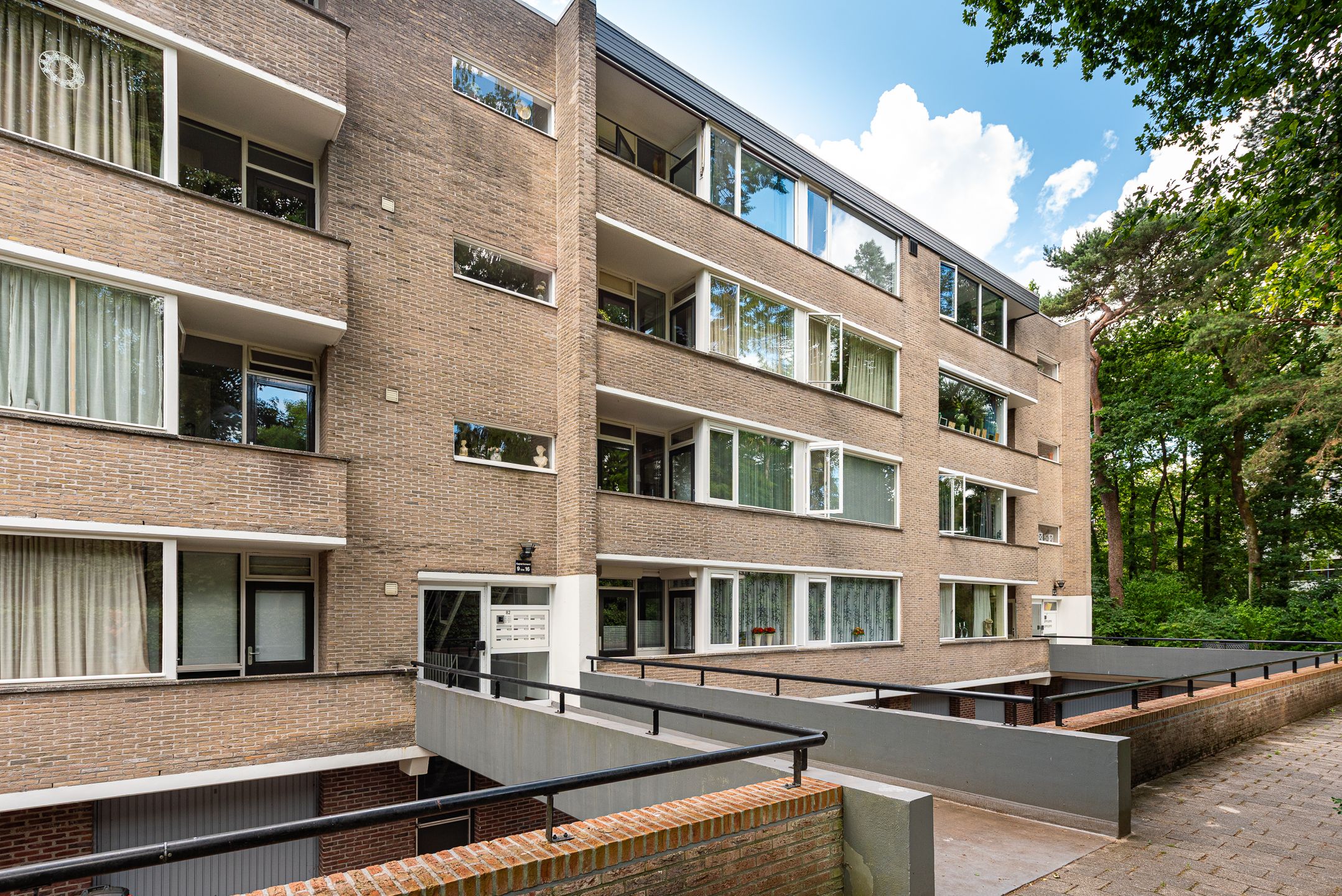 Soestdijkerstraatweg 82-, 82, 16, Hilversum, 1213XG, Noord-Holland, Nederland 82