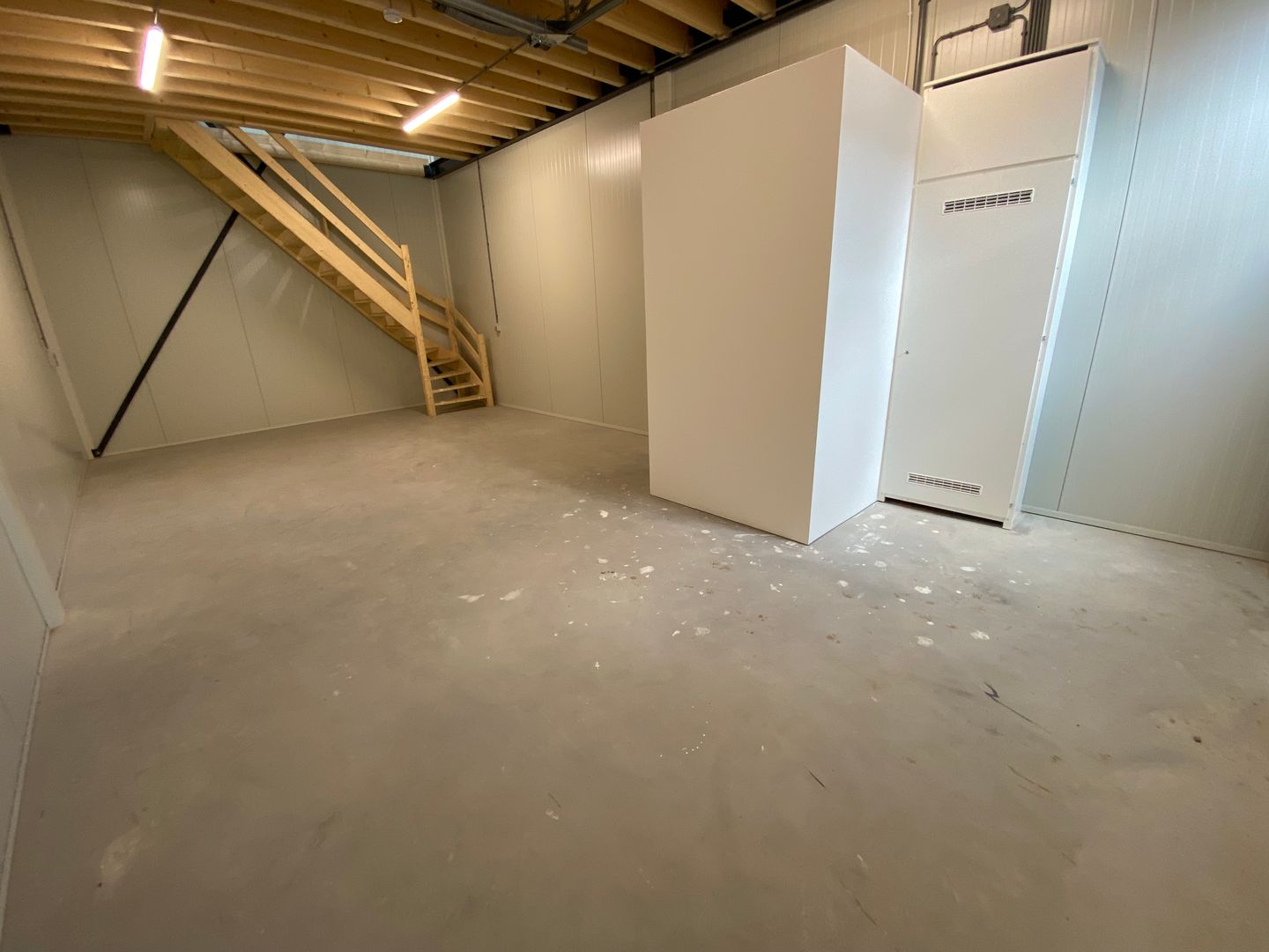 View photo 4 of Vlotbrugweg 13-F