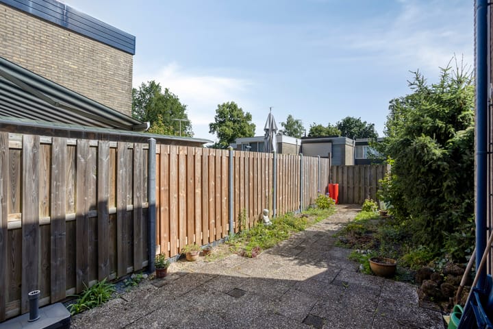 Photo 11 of Vleugelnootstraat 5